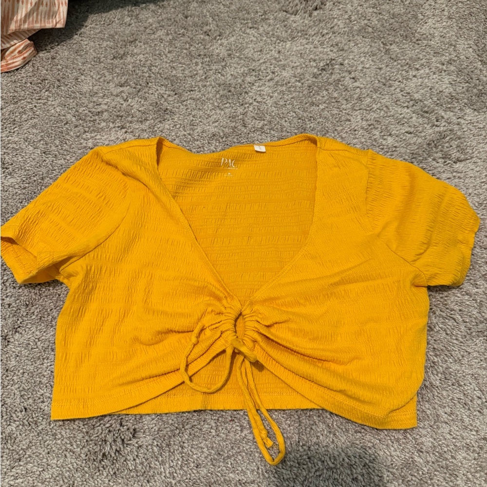 pacsun yellow tie front crop top